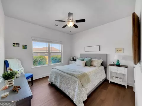 Bedroom - 155 Carrington Dr, Commerce, GA 30529 photo 4 of 5