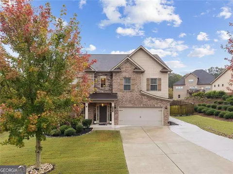88 Water Oak Dr, Acworth, GA 30101