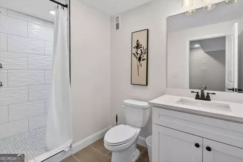 Bath - 3585 Patricks Path, Canton, GA 30115 photo 7 of 7