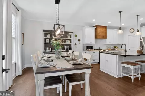 Dining - 3585 Patricks Path, Canton, GA 30115 photo 3 of 4