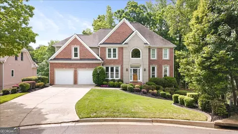 636 Goldenwood Ct, Powder Springs, GA 30127
