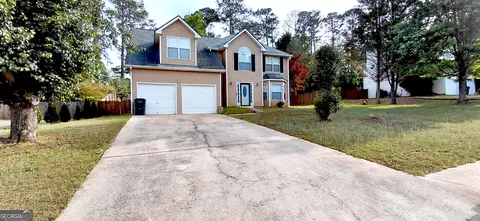 6715 Manor Creek Dr, Douglasville, GA 30135