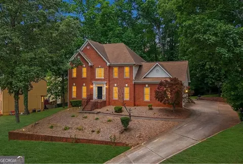 1952 Skidmore Cir, Lawrenceville, GA 30044