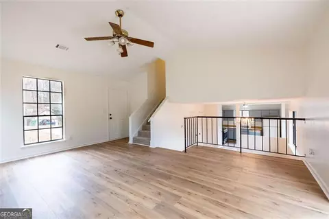 Living - 3927 Centennial Trl, Duluth, GA 30096 photo 3 of 4