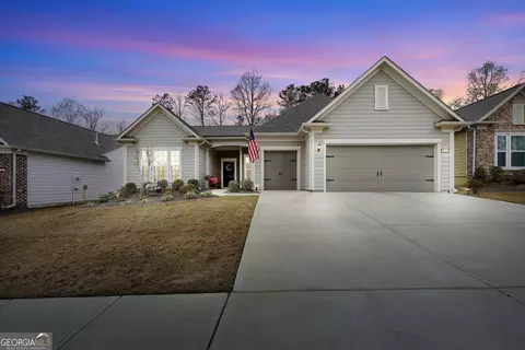 553 Hornbeam Dr, Griffin, GA 30223