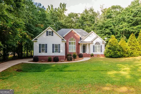 104 Dogwood Pt, Eatonton, GA 31024