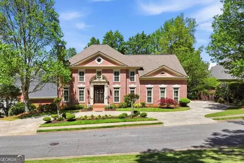 2336 Edgemere Lake Cir, Marietta, GA 30062