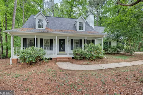 368 Bridgewood Dr SE, Conyers, GA 30094
