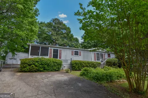 362 Hemlock Ln, Locust Grove, GA 30248