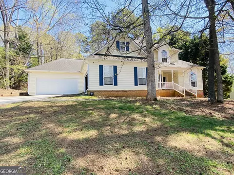 426 Pates Lake Ct, Hampton, GA 30228