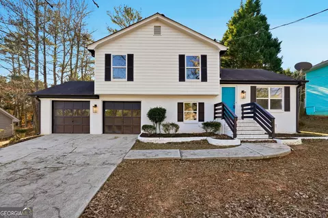 241 Summer Pond Trl, Lawrenceville, GA 30046