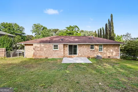 Exterior - 6485 Menlo Way, Rex, GA 30273 photo 9 of 10