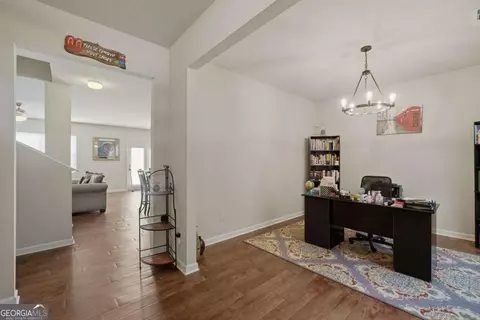 Entry Way - 1009 Eldon Ln, Fairburn, GA 30213 photo 1 of 3