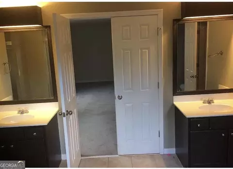 Bath - 5020 Bishops Row, Austell, GA 30106 photo 3 of 4