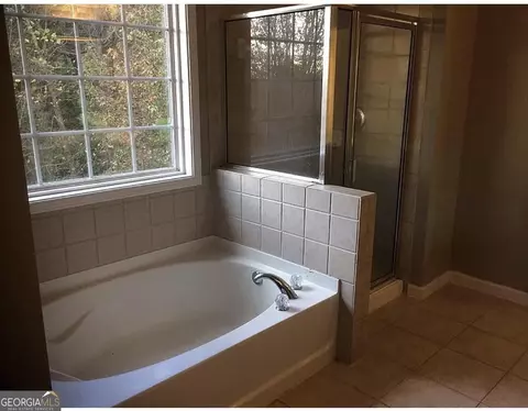 Bath - 5020 Bishops Row, Austell, GA 30106 photo 1 of 4