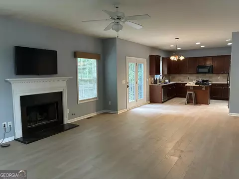 Living - 5020 Bishops Row, Austell, GA 30106 photo 4 of 4