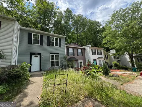 1084 Huntington Trce SE, Smyrna, GA 30082