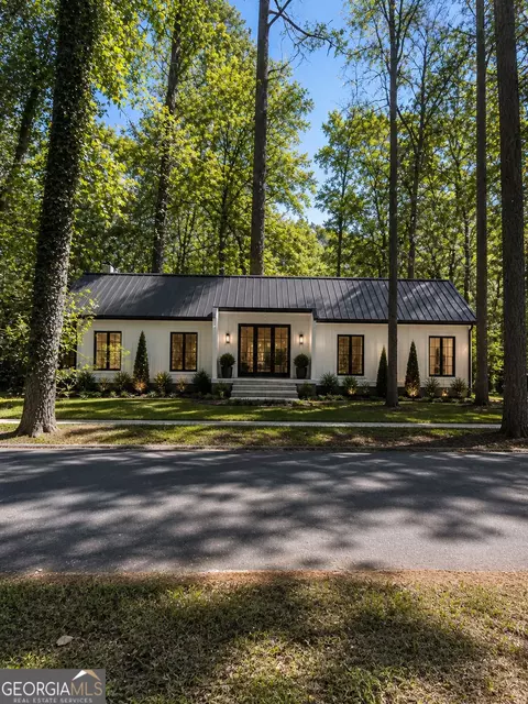 2569 Lake Capri Dr, Conyers, GA 30012
