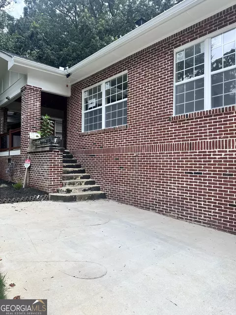 1170 Donnelly Ave, Atlanta, GA 30310