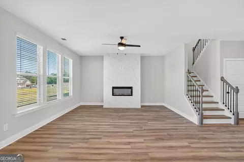 Living - 138 Oak Dr #LOT 73, Gray, GA 31032 photo 2 of 5