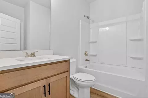 Bath - 138 Oak Dr #LOT 73, Gray, GA 31032 photo 1 of 4