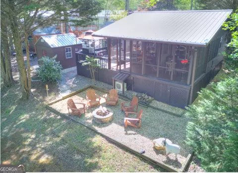 90 Campfire Dr, Cleveland, GA 30528