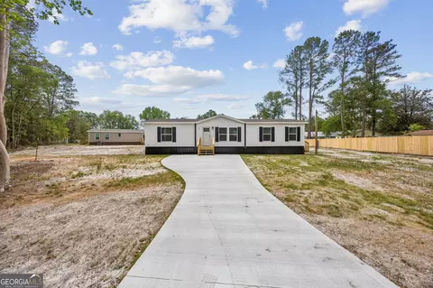206 Elm St, Folkston, GA 31537