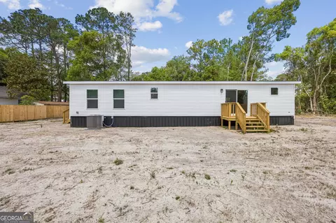 Exterior - 206 Elm St, Folkston, GA 31537 photo 3 of 4