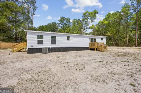 Exterior - 206 Elm St, Folkston, GA 31537 photo 5 of 9