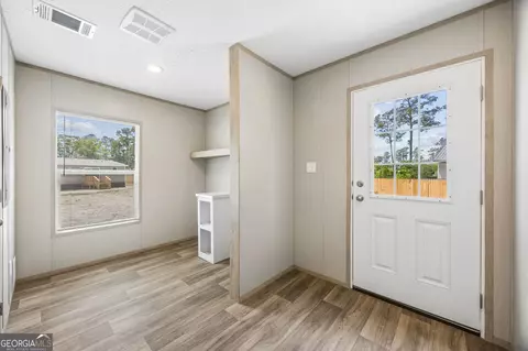 Entry Way - 206 Elm St, Folkston, GA 31537 photo 10 of 13