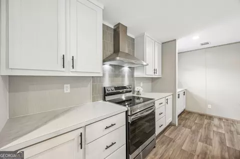 Kitchen - 206 Elm St, Folkston, GA 31537 photo 1 of 1