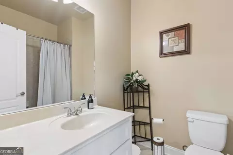 Bath - 5356 Settles Bridge Rd, Suwanee, GA 30024 photo 3 of 7