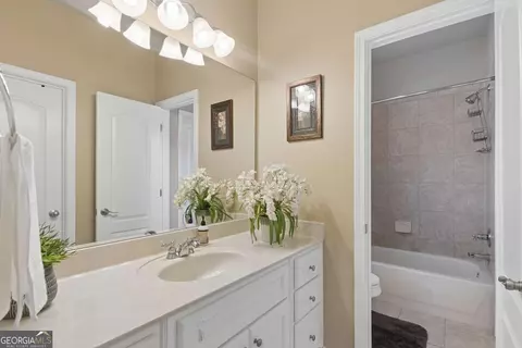 Bath - 5356 Settles Bridge Rd, Suwanee, GA 30024 photo 2 of 7