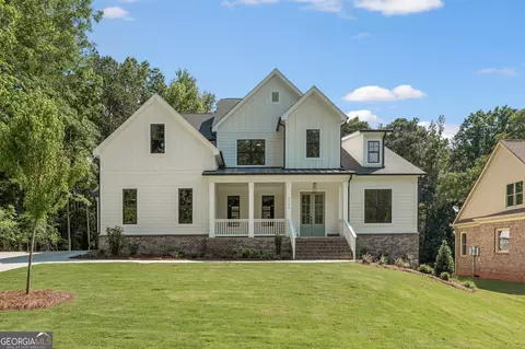 9135 Greenway Ct, Gainesville, GA 30506