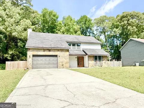 5292 Biffle Rd, Stone Mountain, GA 30088