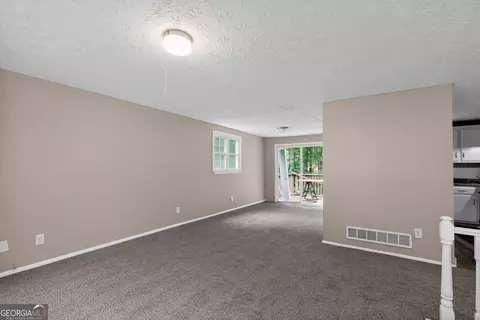 Living - 2075 Countydown Ln, Stone Mountain, GA 30088 photo 4 of 5