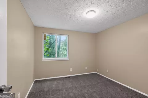 Bedroom - 2075 Countydown Ln, Stone Mountain, GA 30088 photo 4 of 10
