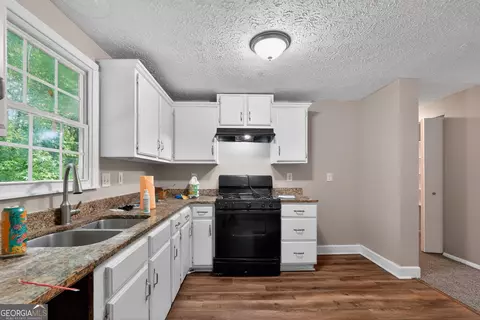 Kitchen - 2075 Countydown Ln, Stone Mountain, GA 30088 photo 1 of 2