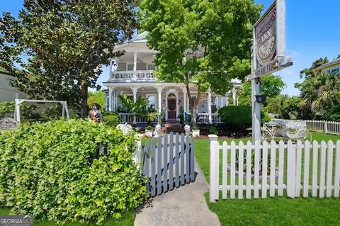 209 Osborne St, Saint Marys, GA 31558