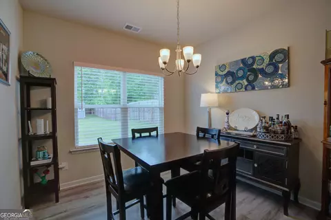 Dining - 3 Macintosh Dr NE, Rome, GA 30165 photo 2 of 3