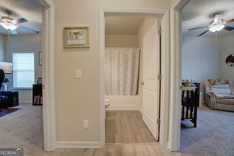 Entry Way - 3 Macintosh Dr NE, Rome, GA 30165 photo 4 of 5