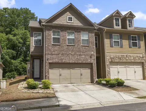 4037 Fireoak Dr, Decatur, GA 30032