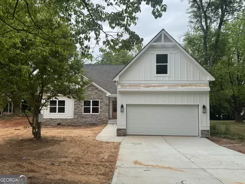 875 Lynn Ave, Jefferson, GA 30549