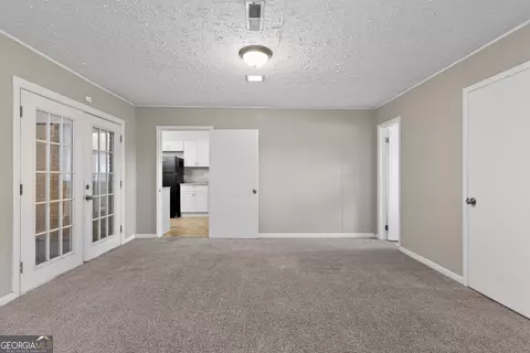 Living - 2617 Blueberry Dr, Augusta, GA 30906 photo 3 of 4