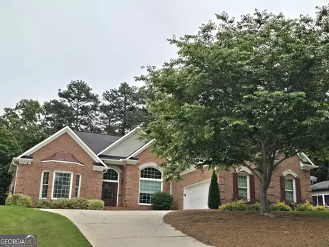 3450 Pinemont Dr, Douglasville, GA 30135