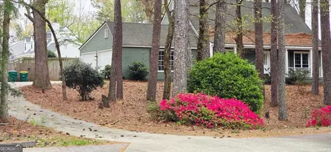 3957 Peachtree Corners Cir, Peachtree Corners, GA 30092