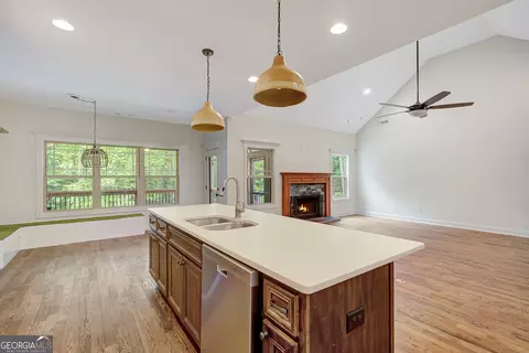 Kitchen - 105 Laurel Forest Dr, Tyrone, GA 30290 photo 3 of 6