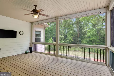 Exterior - 105 Laurel Forest Dr, Tyrone, GA 30290 photo 11 of 19