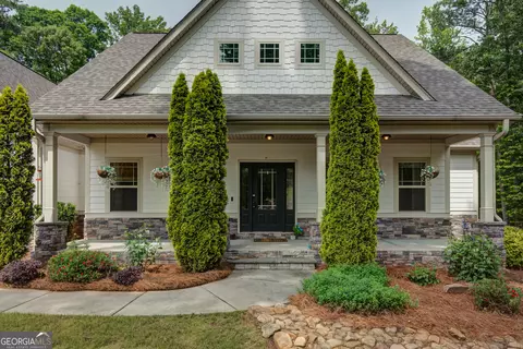 Exterior - 105 Laurel Forest Dr, Tyrone, GA 30290 photo 3 of 19