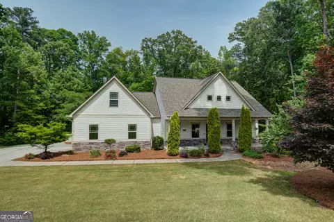 105 Laurel Forest Dr, Tyrone, GA 30290